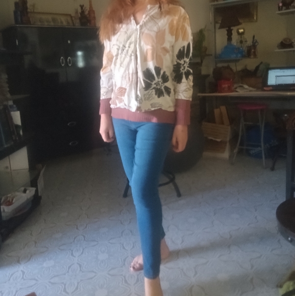 Womens Knit Sweater button up flower print b1 - Picture 2 of 12